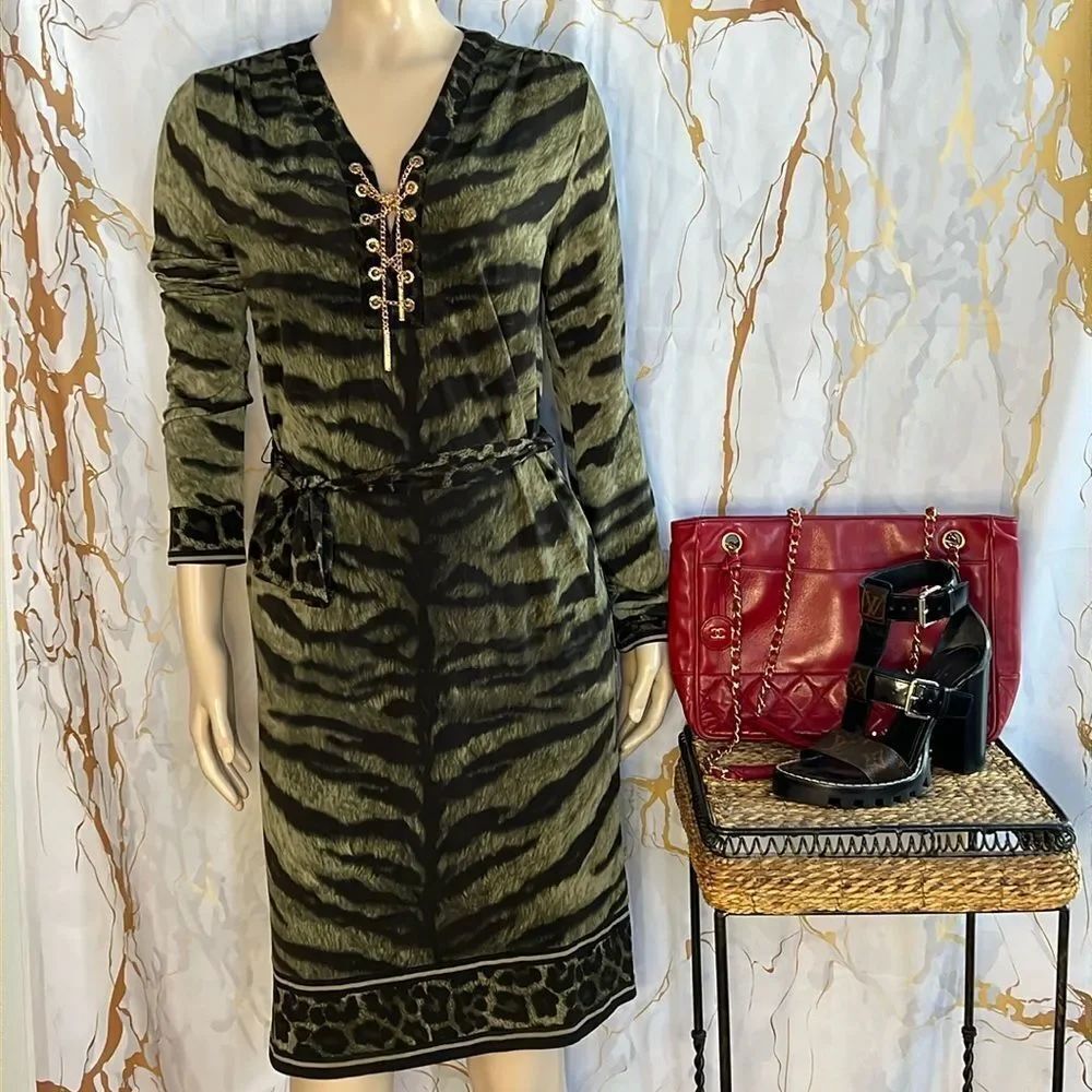 * Michael Kors, green animal long sleeve dress with gold chain detail new tags
